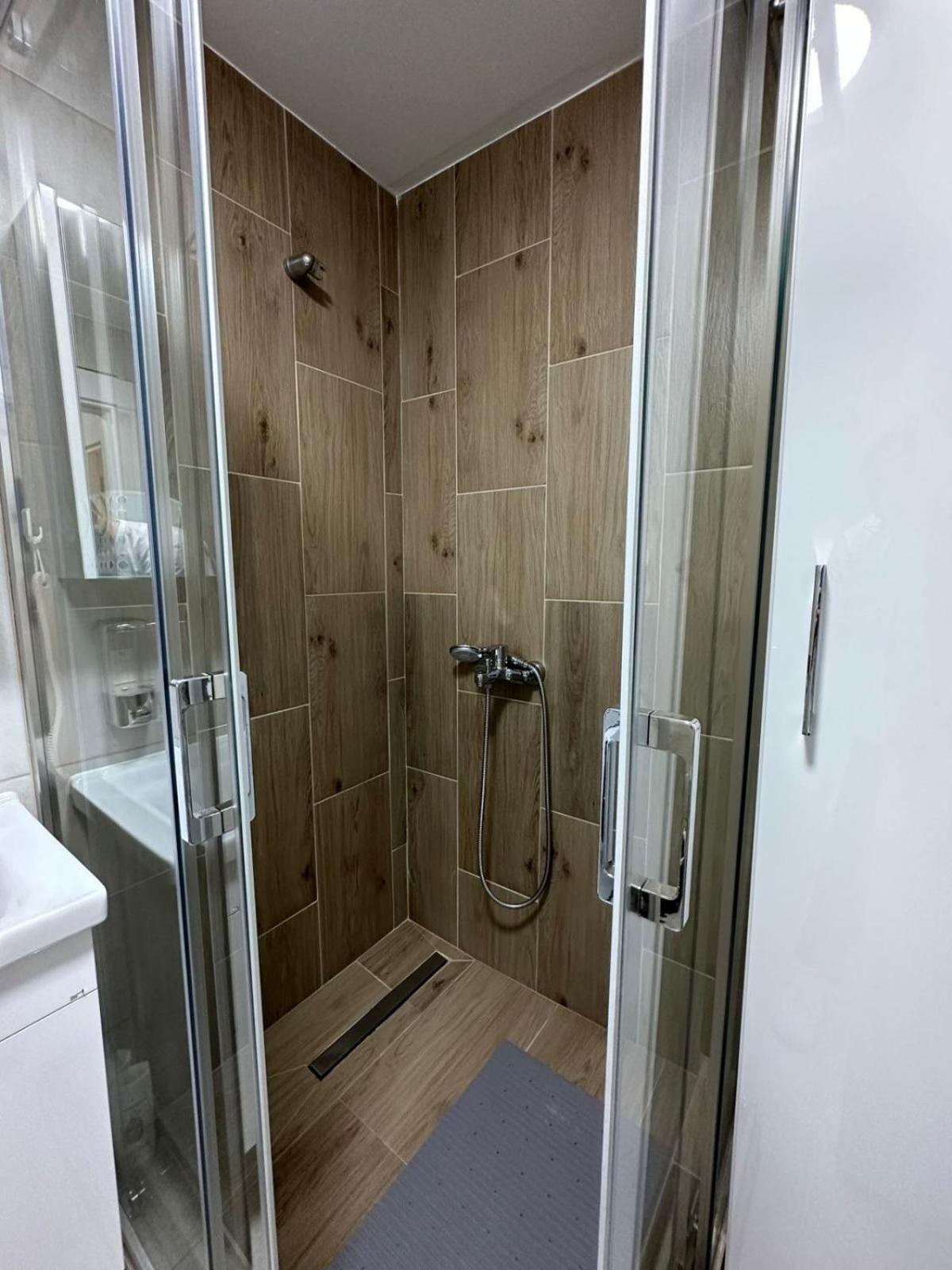 Apartmani Imperial Novi Pazar Eksteriør bilde
